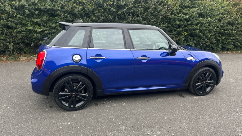 MINI Hatchback 2.0 Cooper S Sport II 5dr Auto Petrol Hatchback